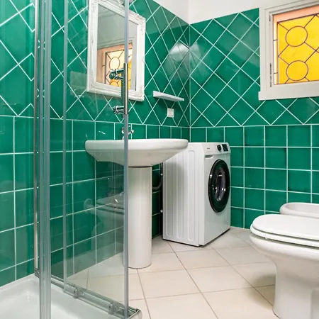 Toro Ii - 4 Guests - Parking Free Porto Pozzo